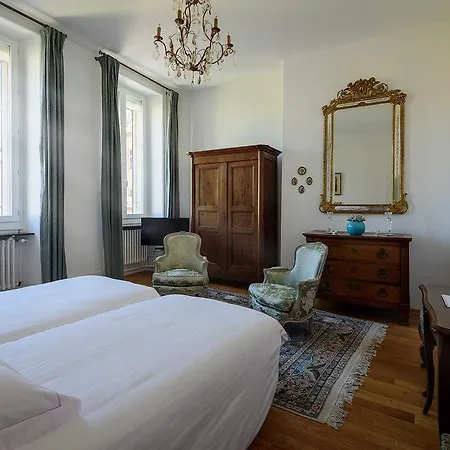 La Demeure De Babette Bed & Breakfast
