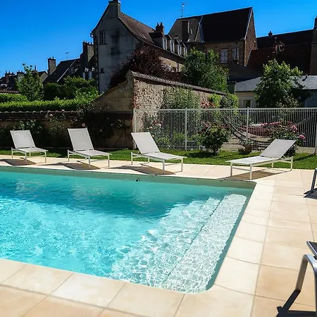 Bed & Breakfast La Demeure De Babette Moulins (Allier)